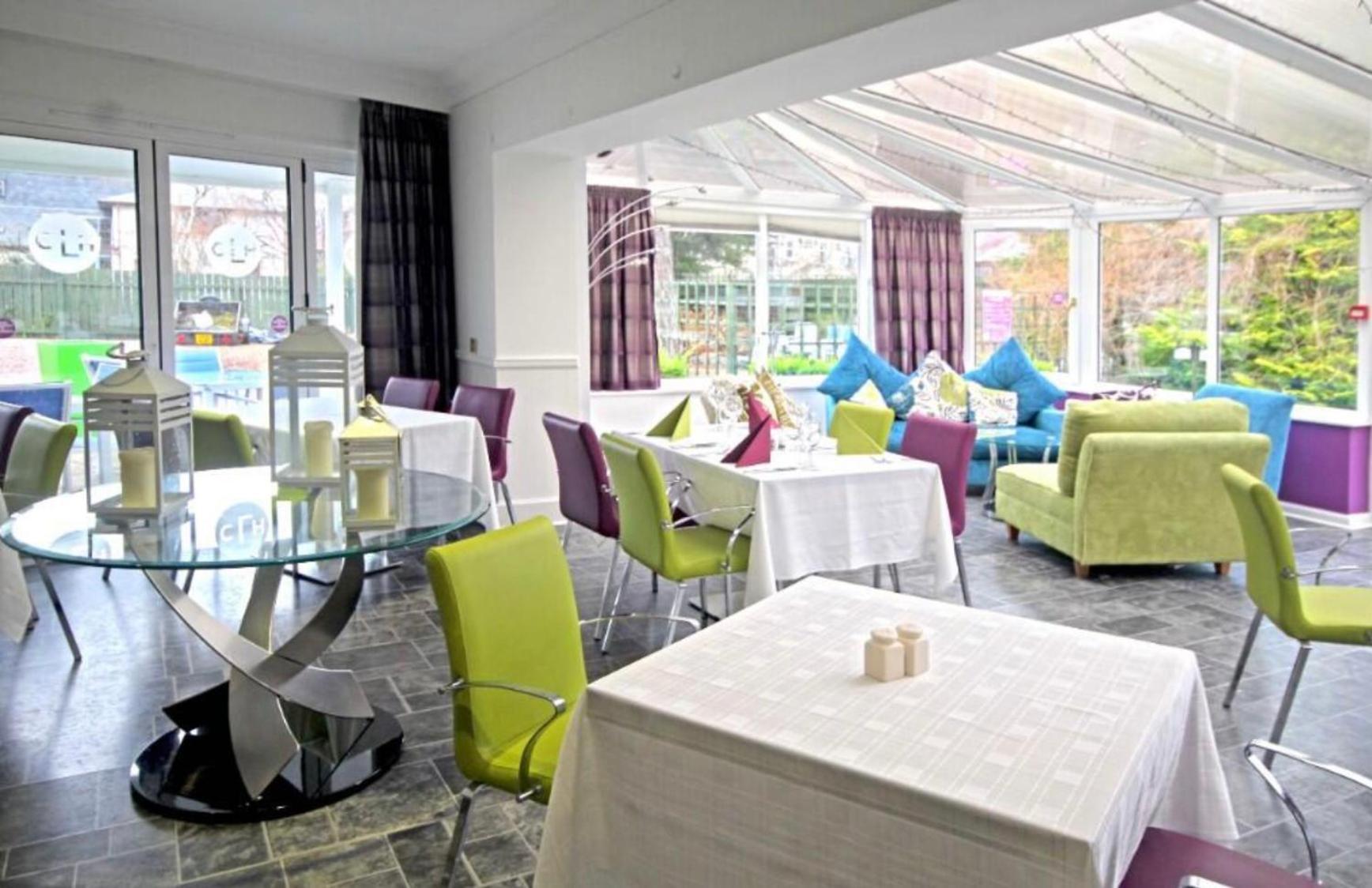 The Clubhouse Hotel Nairn Exterior photo